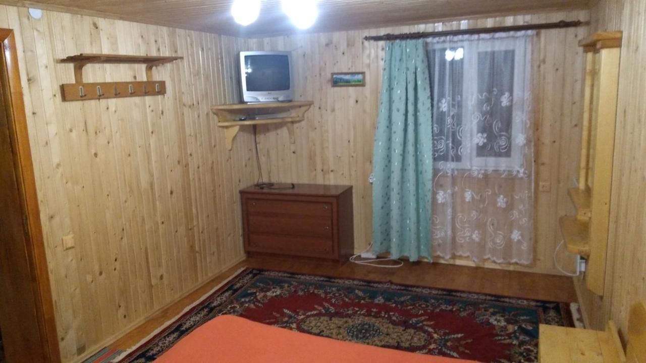 Базилік Люкс Leilighet Jaremtsje Eksteriør bilde
